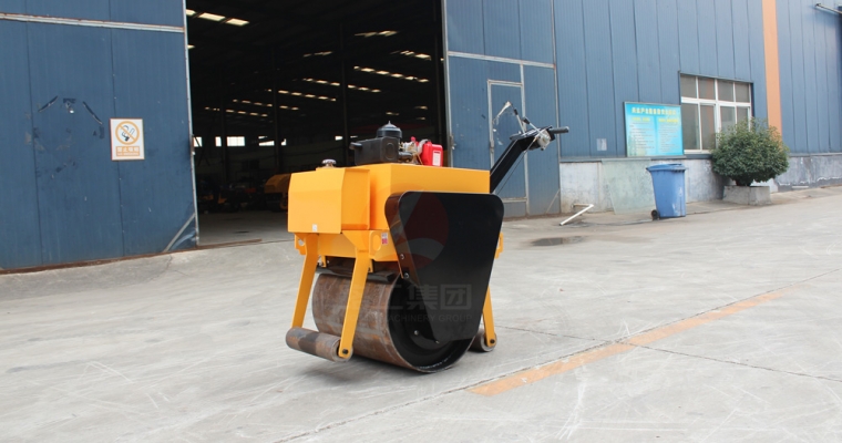 小型壓路機(jī)出現(xiàn)故障怎么辦？